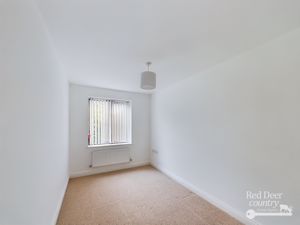 Downstairs Bedroom- click for photo gallery
